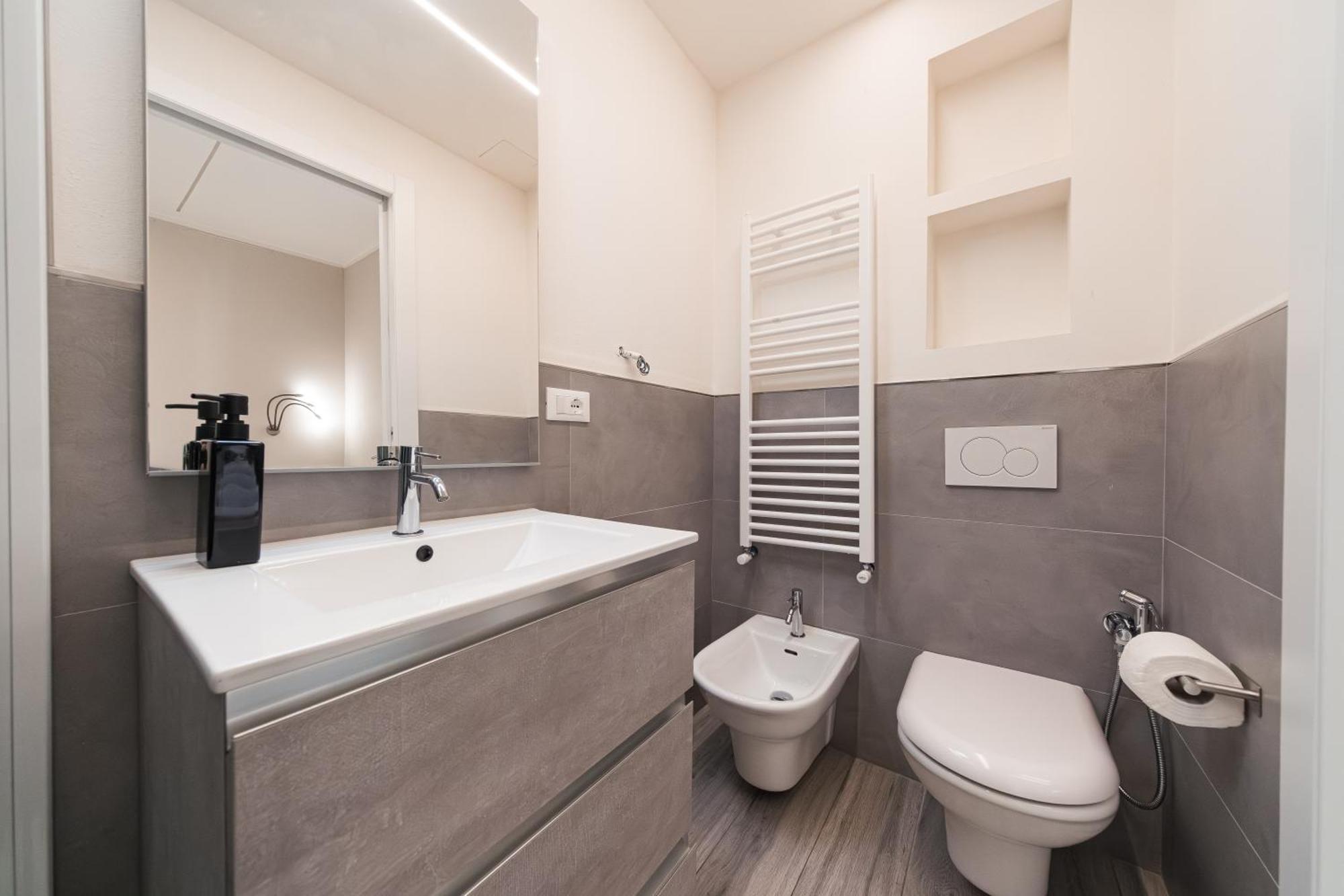 Dall'Arca Suites Bologna Station - Center - Fiera Esterno foto