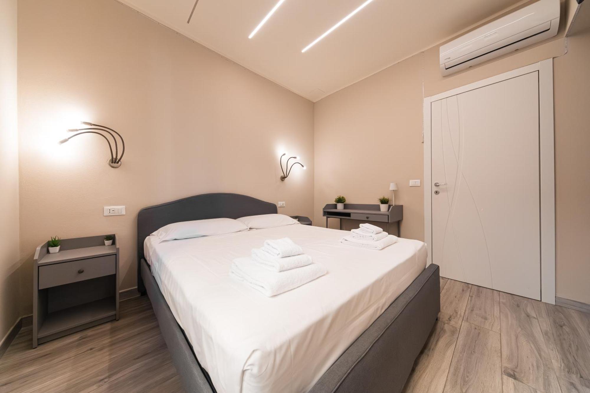 Dall'Arca Suites Bologna Station - Center - Fiera Esterno foto